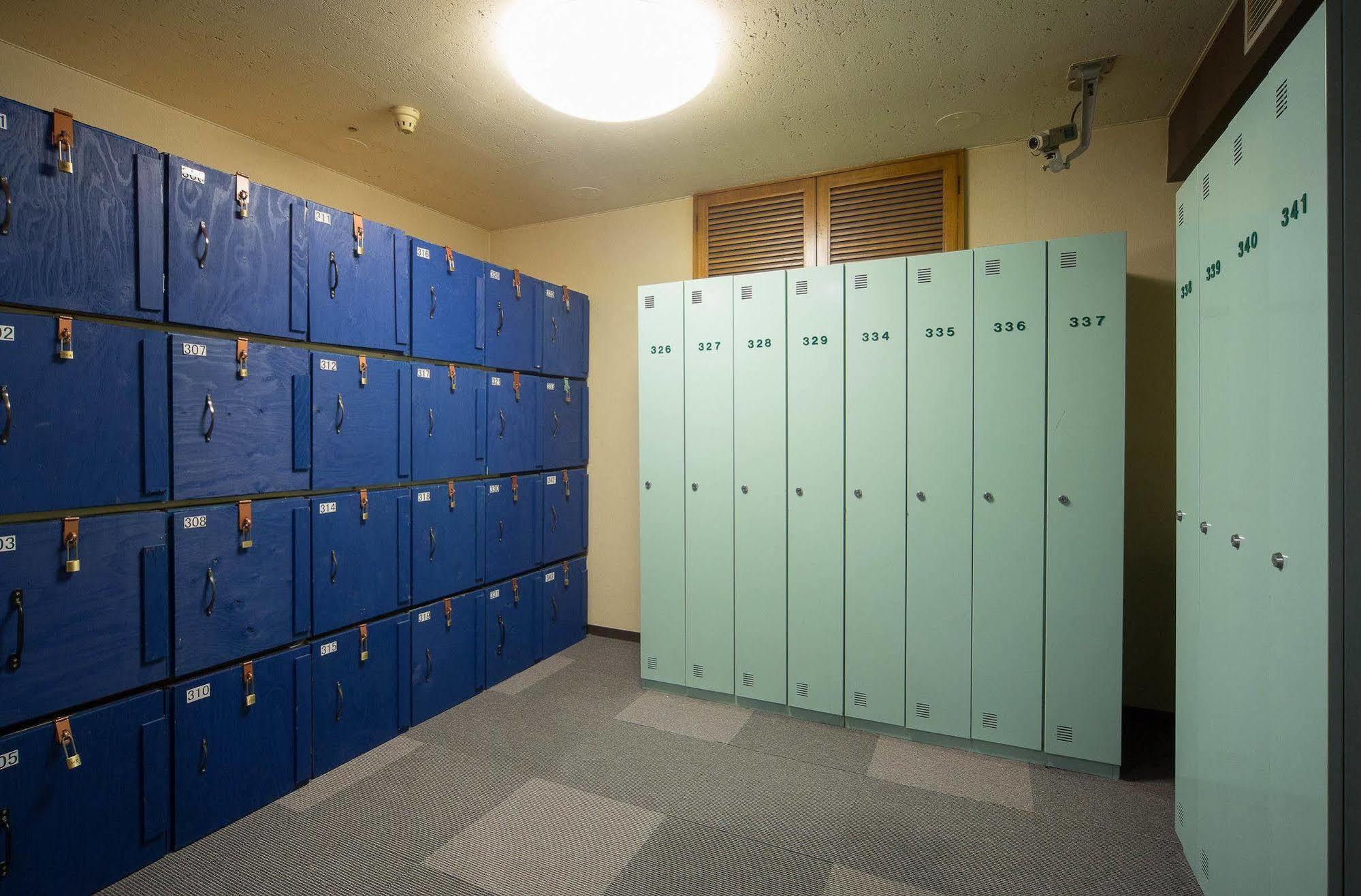 Capsule Inn Sapporo Hostel Zewnętrze zdjęcie